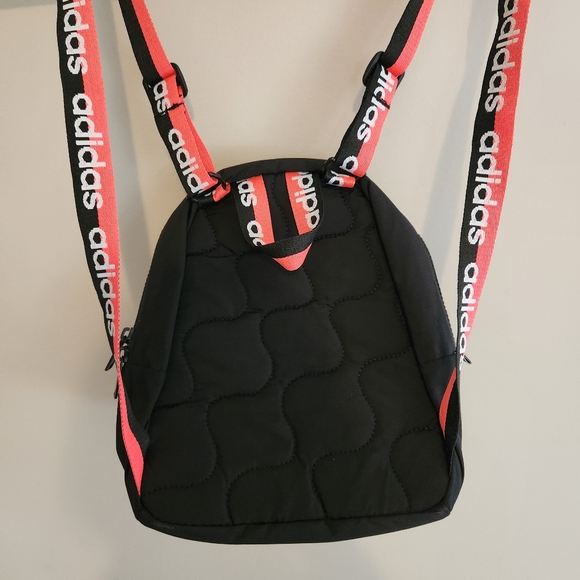 Small Adidas Backpack - Picture 6 of 6